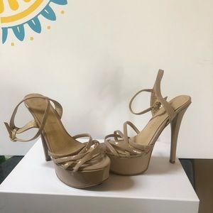 Chinese laundry Tan Heels